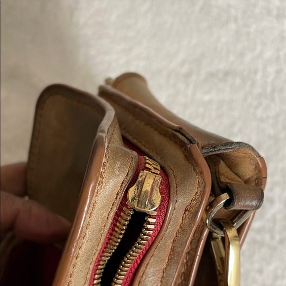 Hammitt 310 Tan Brown Saddle Leather Fringe Crossbody Phone Case Wallet Purse - Picture 4 of 6